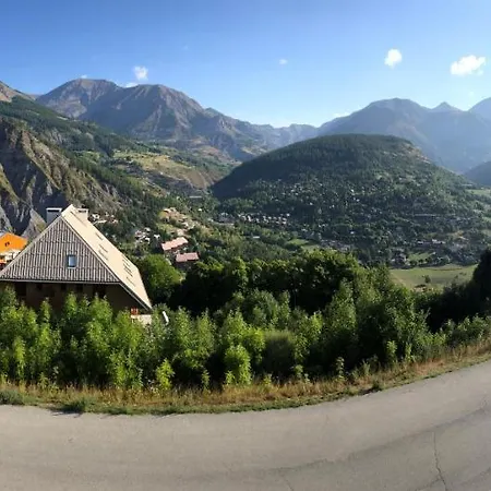 Aux Pieds Des Pistes Du Seignus Calme Et דירה אלוס